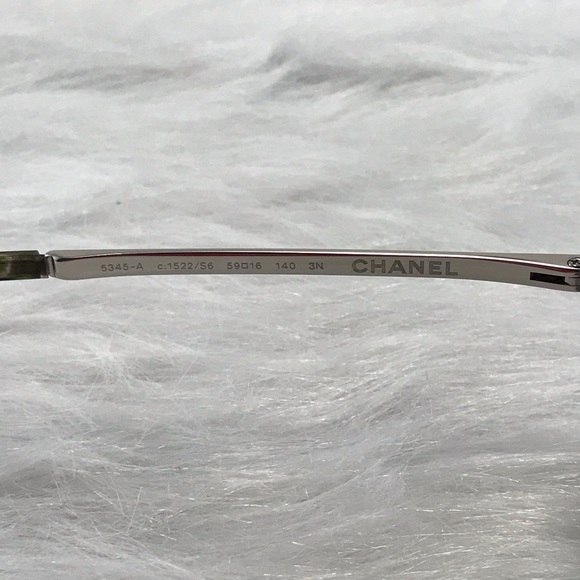 CHANEL Round Green/Gray Tortoise Sunglasses - Picture 7 of 8